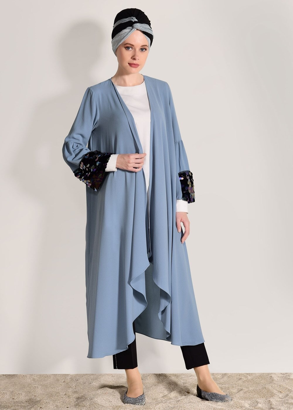 Tesettür giyim MAVİ KOLLARI BÜZGÜ DETAYLI PUL PAYETLİ CEKET 9658 