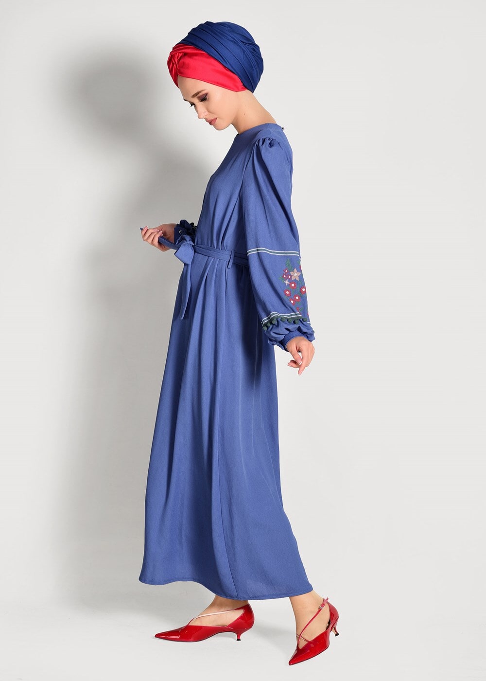 Tesettür giyim LACİVERT KOLLARI ÇİÇEK DESENLİ ELBİSE 86071 