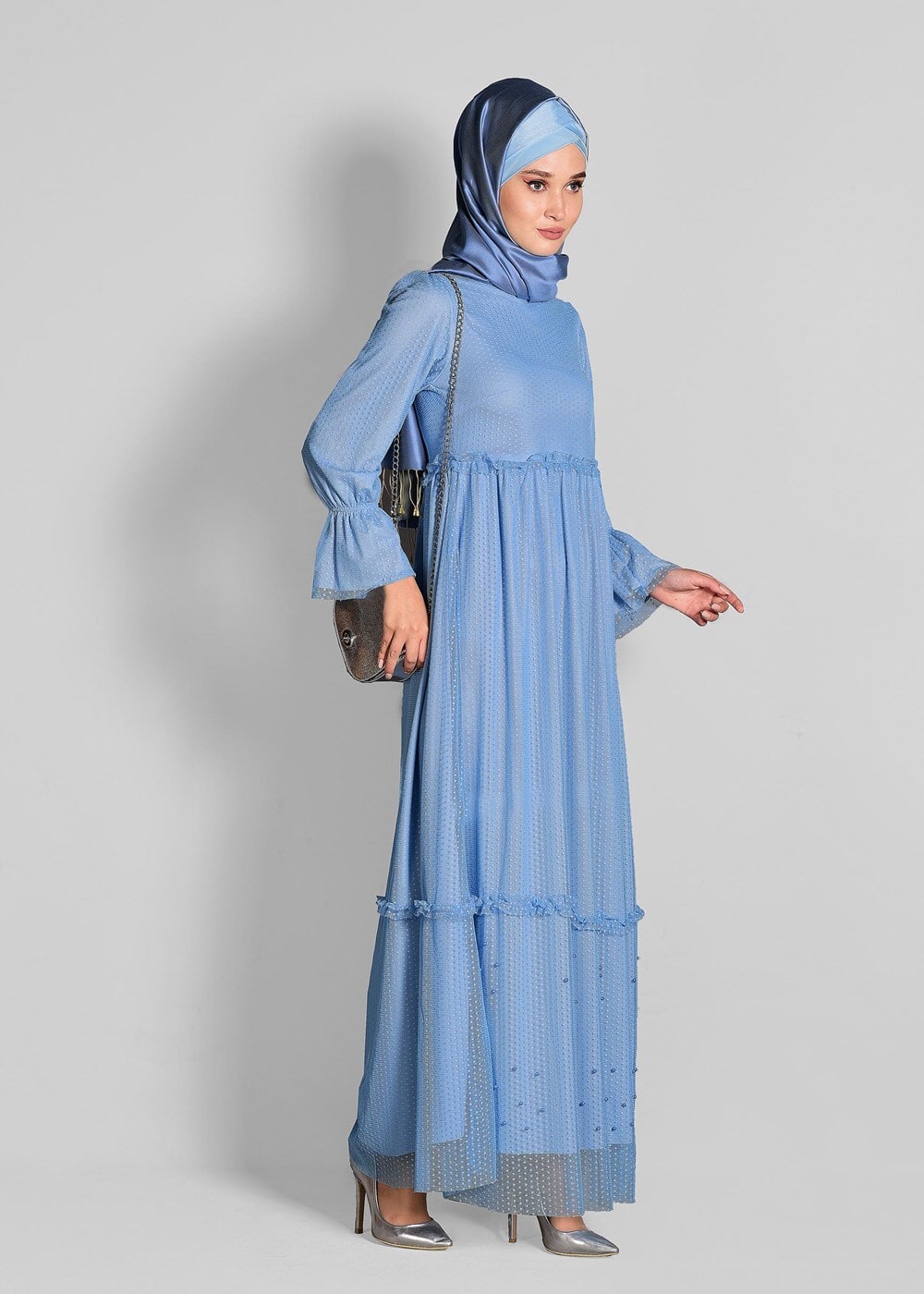 Tesettür giyim MAVİ  ETEK UCU İNCİLİ TESETTÜR TÜL ELBİSE 1693