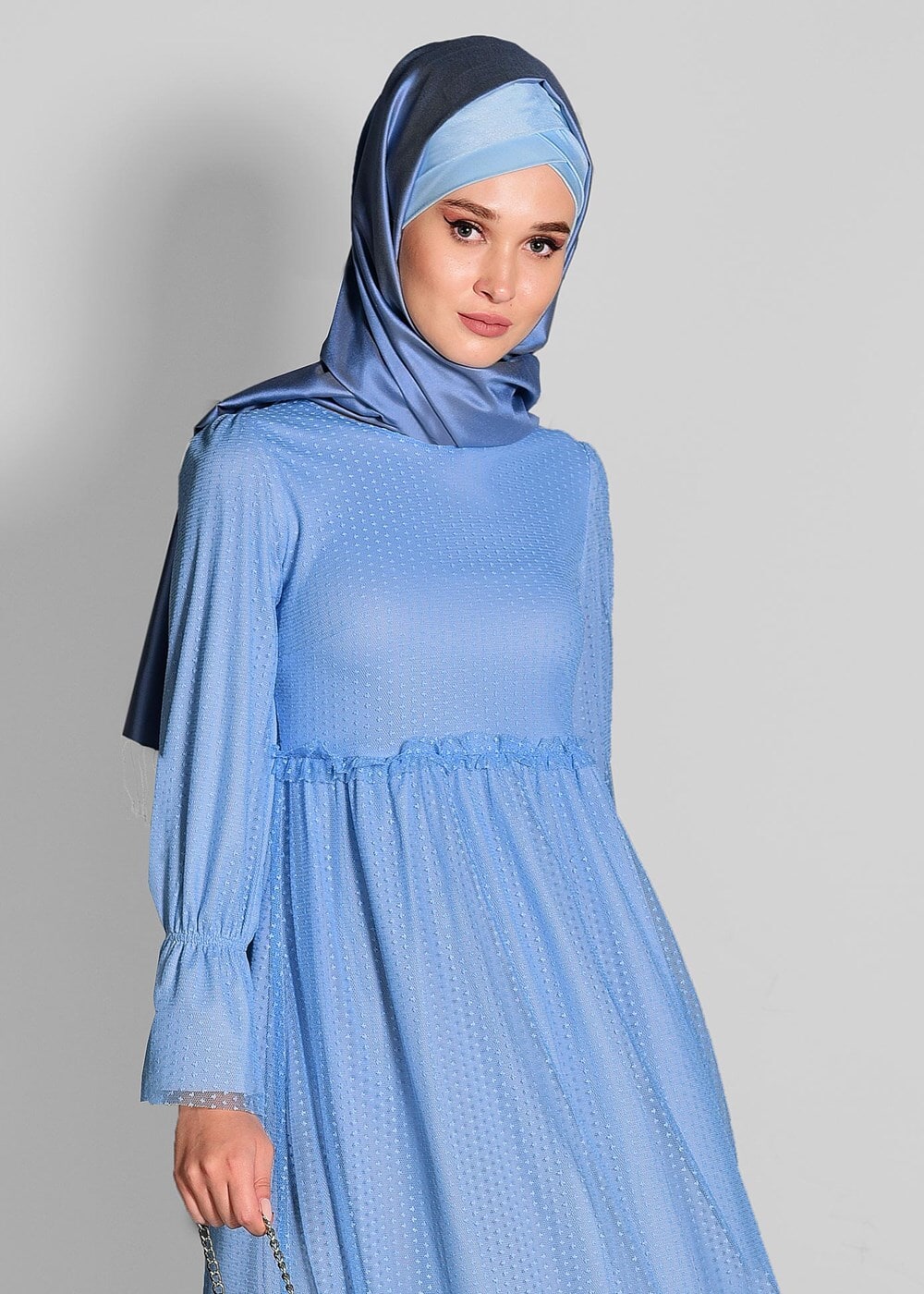 Tesettür giyim MAVİ  ETEK UCU İNCİLİ TESETTÜR TÜL ELBİSE 1693