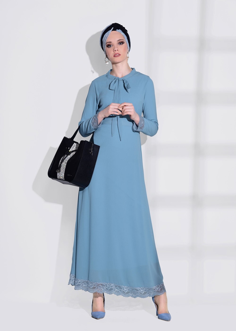 Tesettür giyim MAVİ DANTEL DETAYLI ELBİSE 2185 
