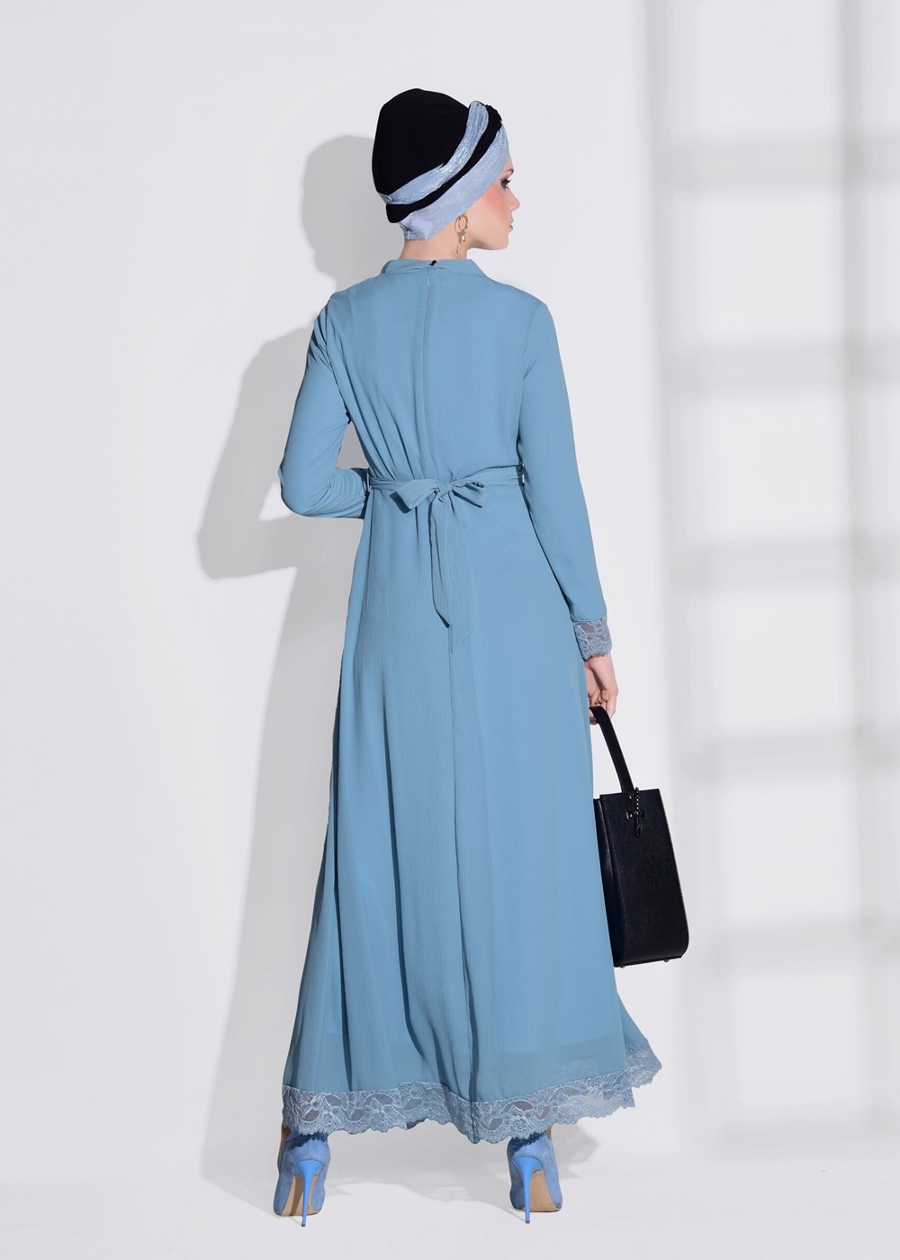 Tesettür giyim MAVİ DANTEL DETAYLI ELBİSE 2185 