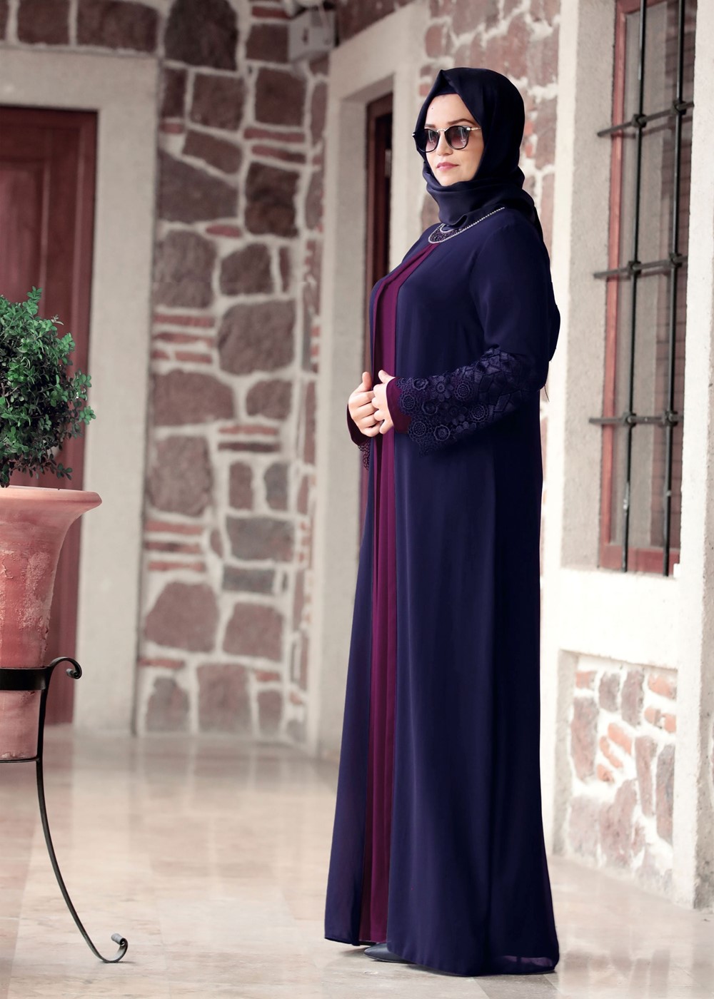Vêtements hijab BLEU MARINE ROBE DÉTAIL DENTELLE T 4803