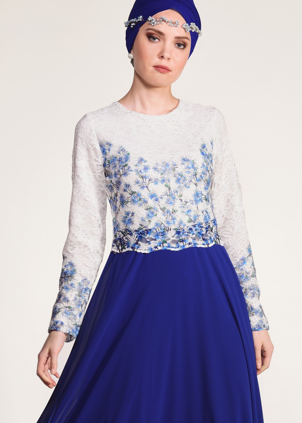 Tesettür giyim LACİVERT GÜPÜR İŞLEMELİ ABİYE ELBİSE 5610