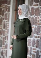 Tesettür giyim HAKİ VOLAN DETAYLI ELBİSE 6310 