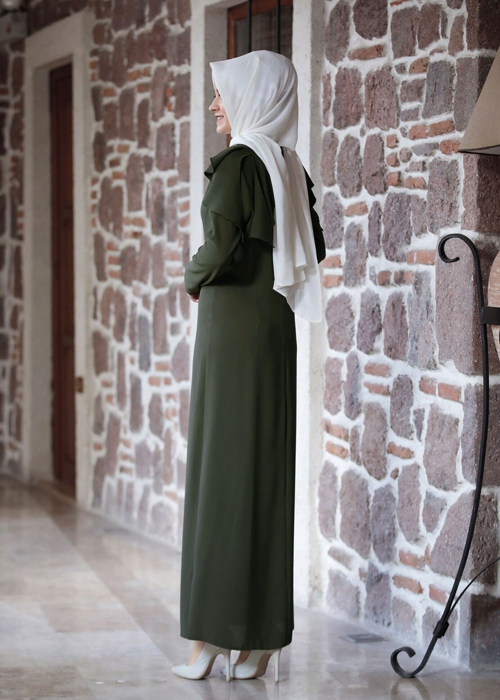 Tesettür giyim HAKİ VOLAN DETAYLI ELBİSE 6310 