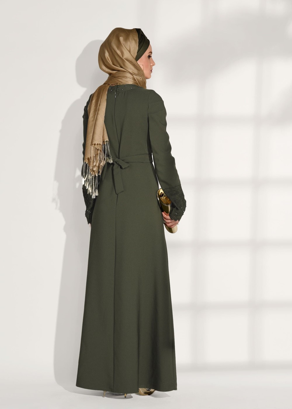 Tesettür giyim HAKİ T 7783 ModaBu-Güpür Detaylı Boncuklu Elbise