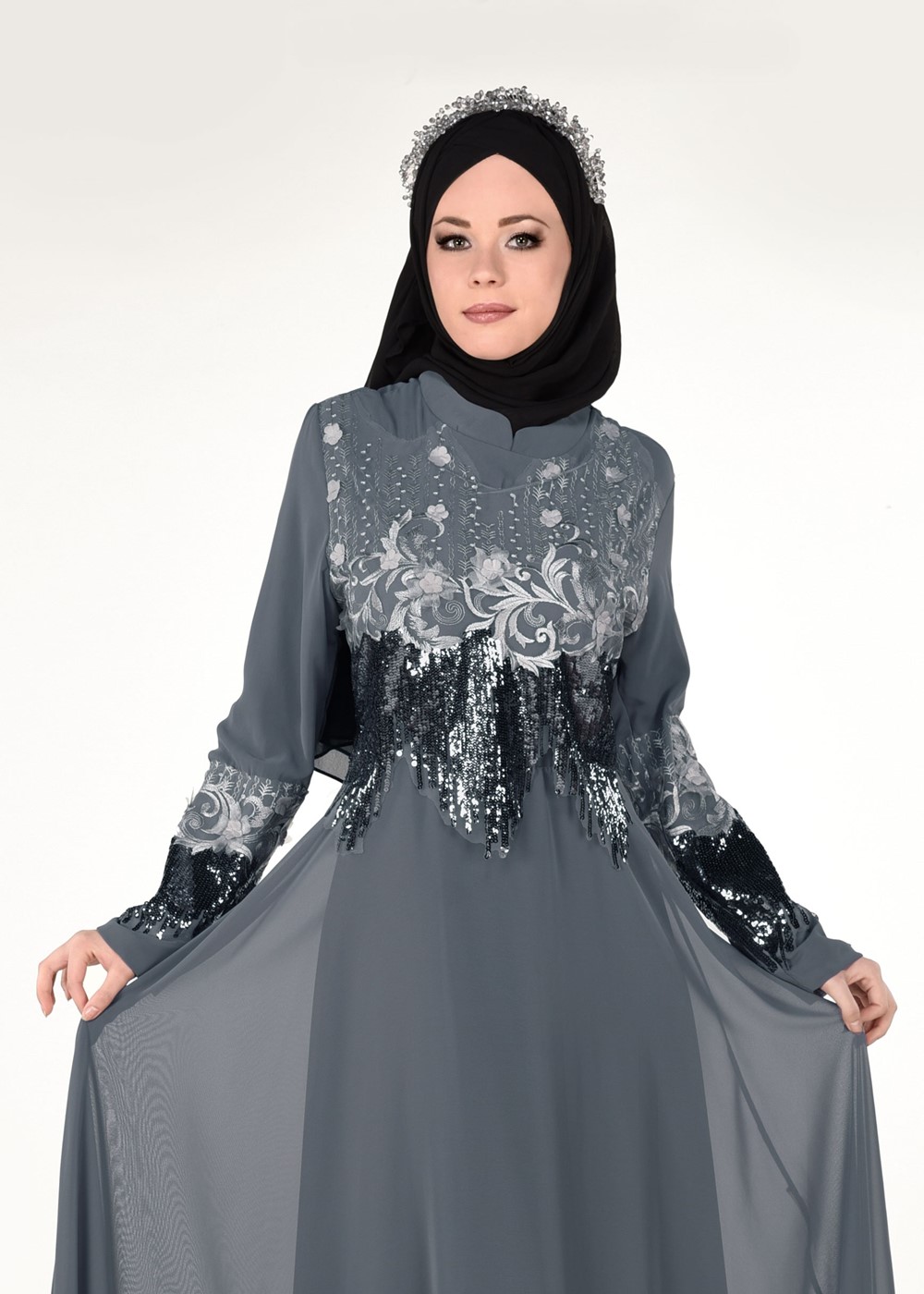 Vêtements hijab GRIS ROBE DE SOIRÉE BRODÉE 8391