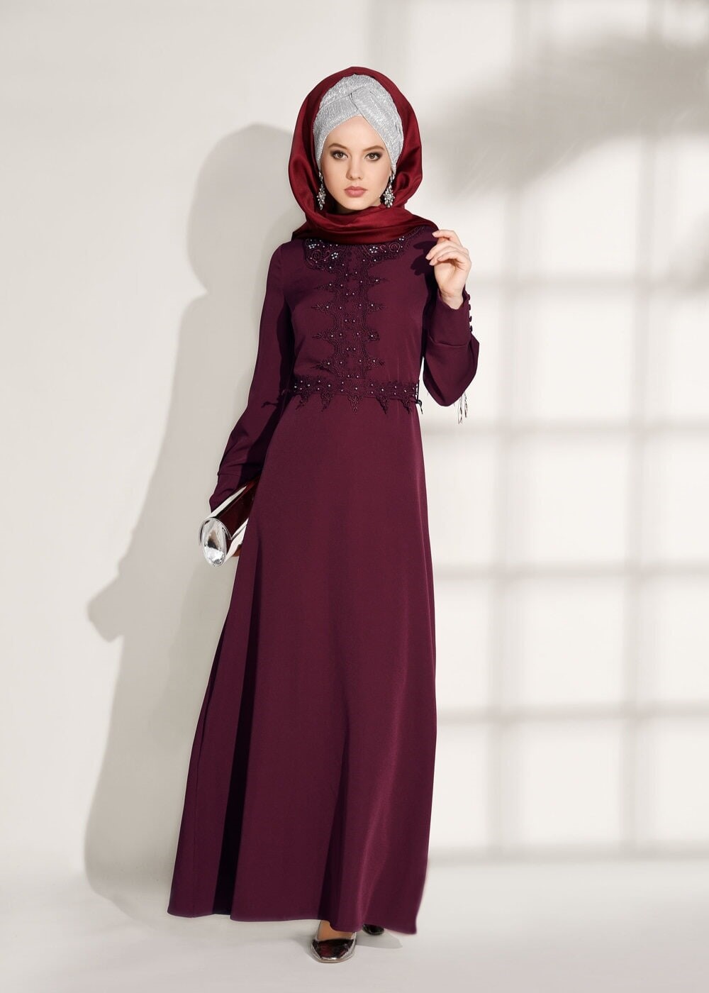 Tesettür giyim BORDO T 8783 ModaBu-İnci Detaylı Elbise