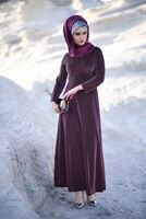 Vêtements hijab PRUNE ROBE EN TISSU ENGRENAGE 9205