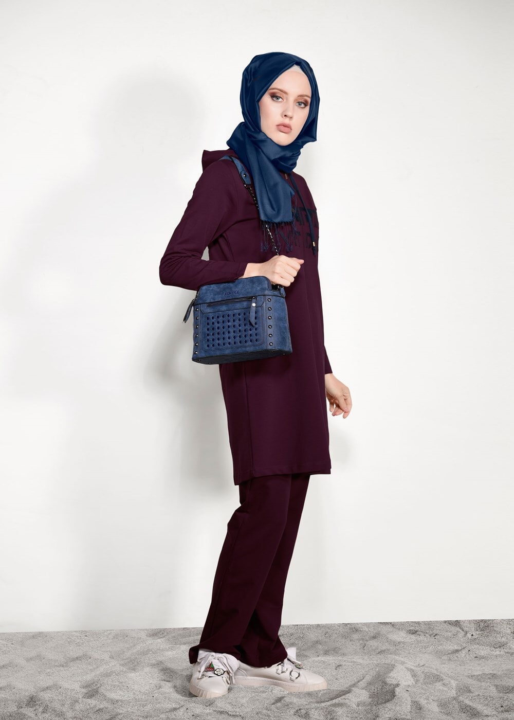 Tesettür giyim BORDO KAPÜŞONLU EŞOFMAN TAKIMI 10104