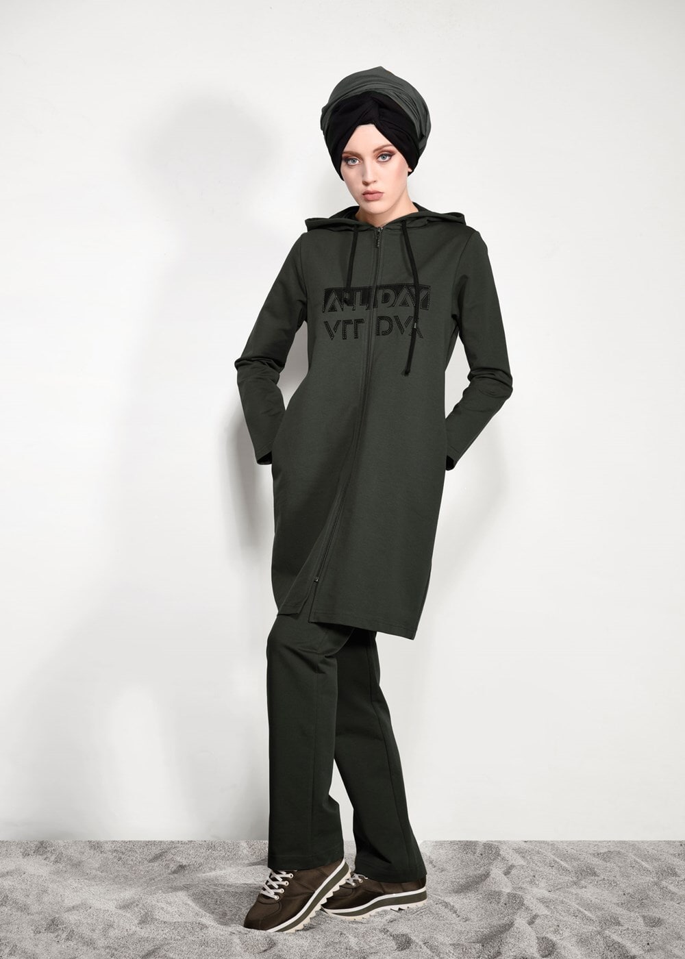 Tesettür giyim HAKİ KAPÜŞONLU EŞOFMAN TAKIMI 10104