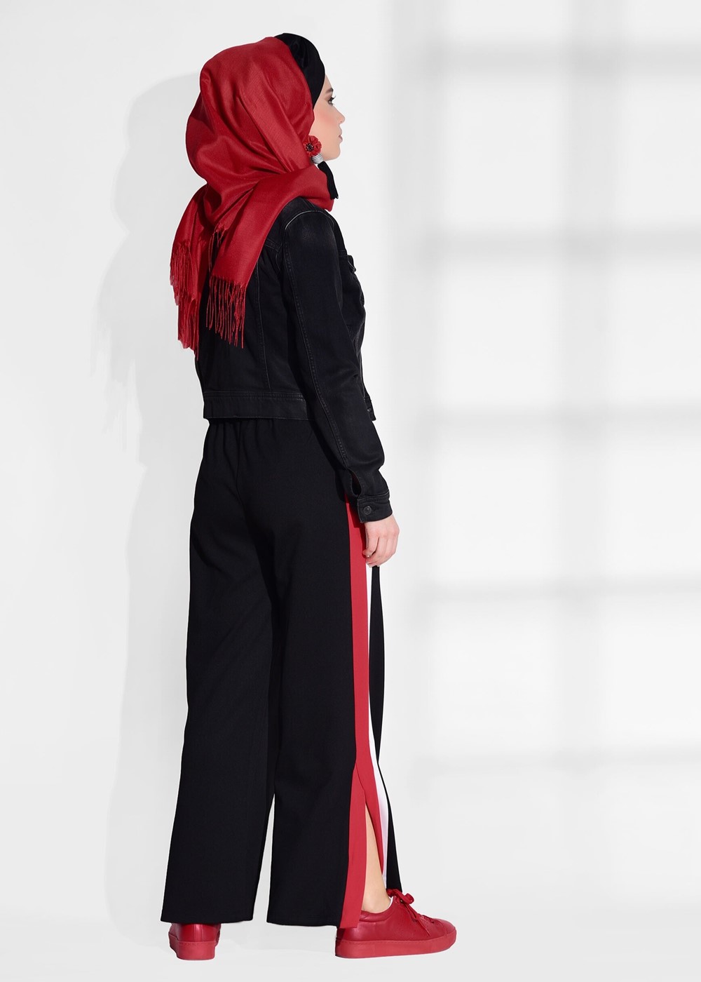 Hijab clothing BLACK STRIPE DETAIL PANTS 368 