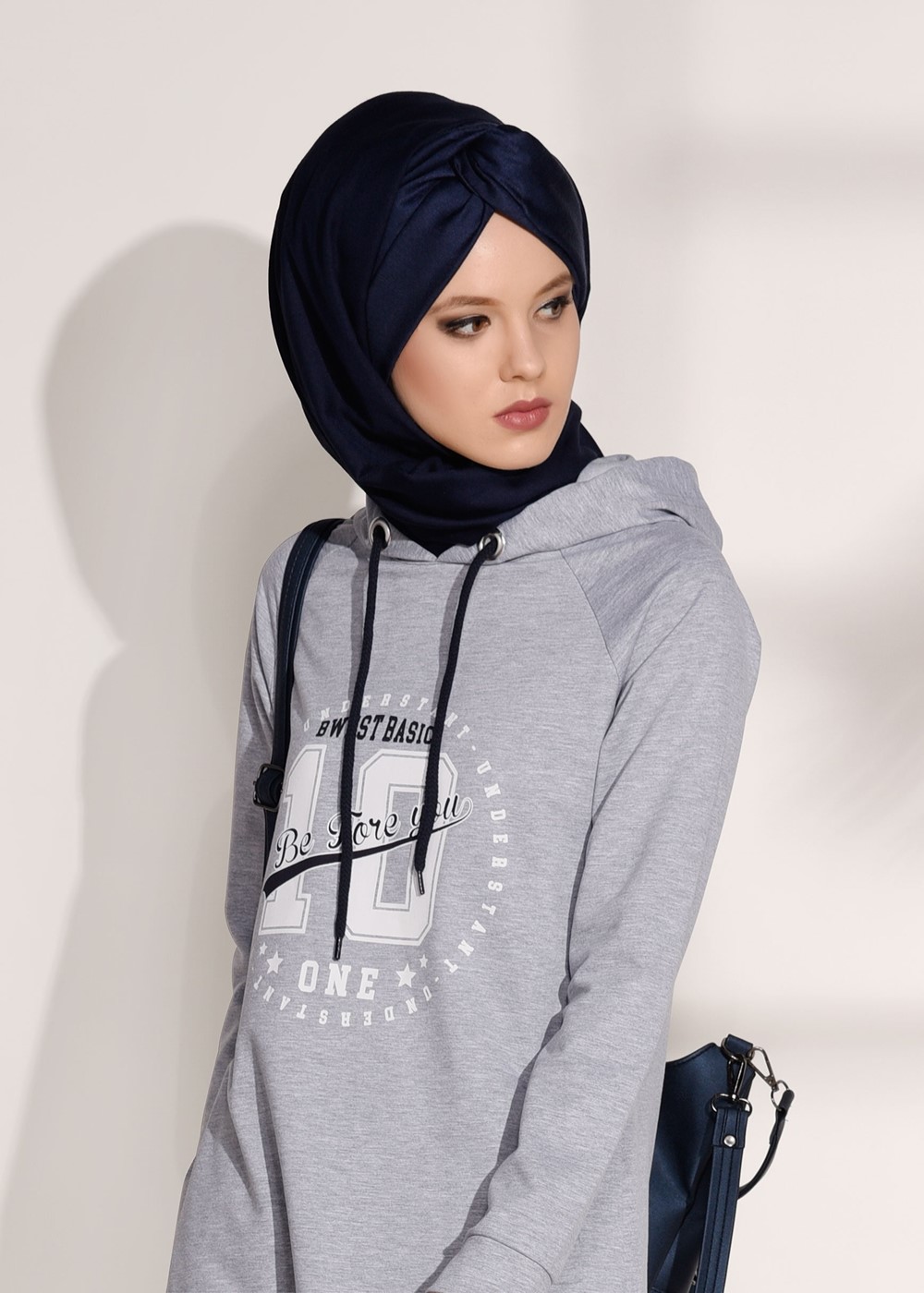 Tesettür giyim GRİ BASKILI CEP DETAYLI EŞOFMAN TAKIMI 0708 