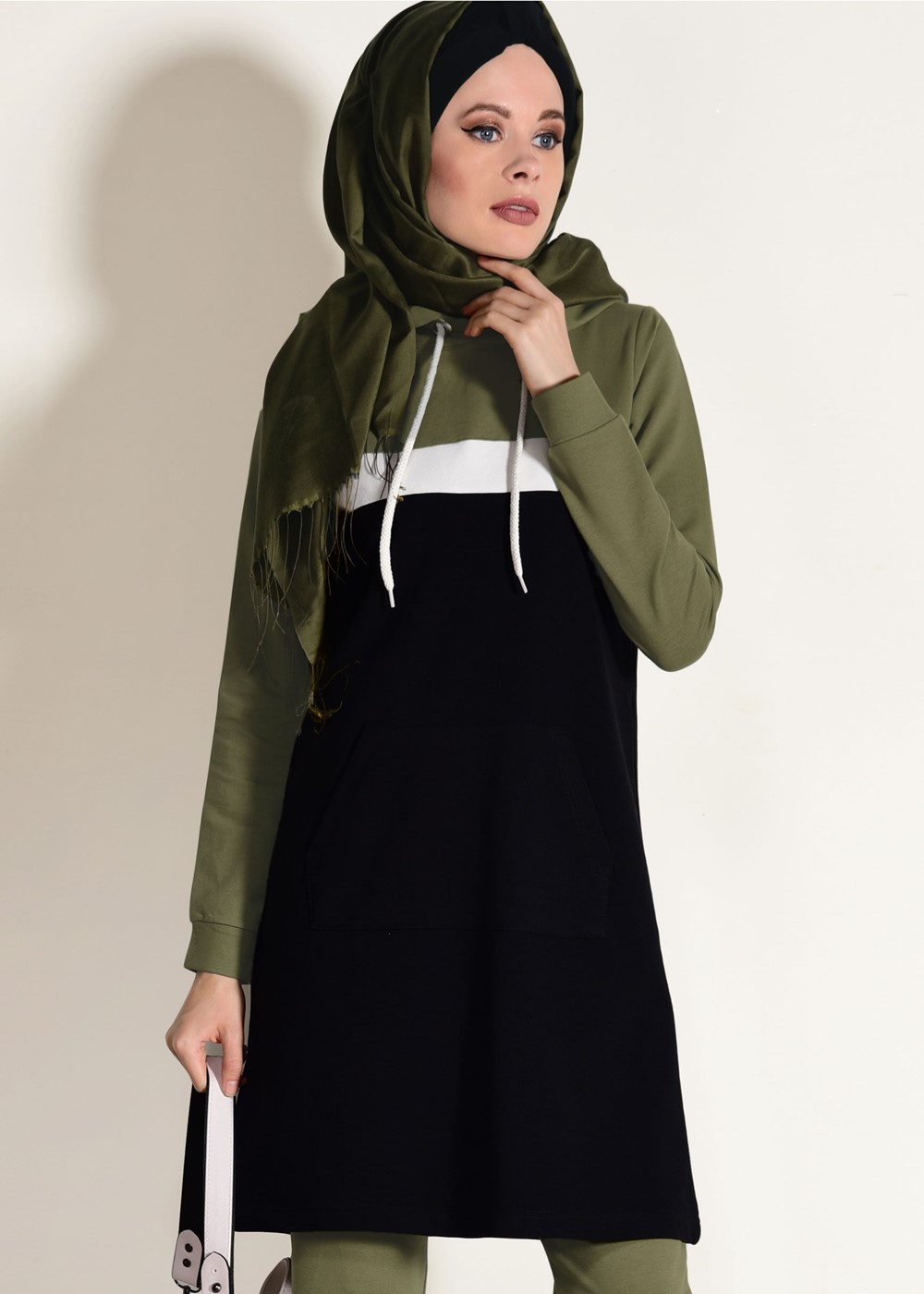Tesettür giyim YEŞİL KAPÜŞONLU CEP DETAYLI EŞOFMAN TAKIM 3518 