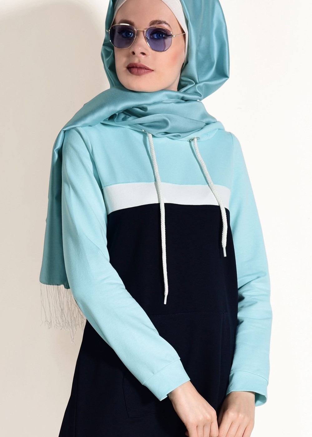 Tesettür giyim LACİVERT KAPÜŞONLU CEP DETAYLI EŞOFMAN TAKIM 3518 
