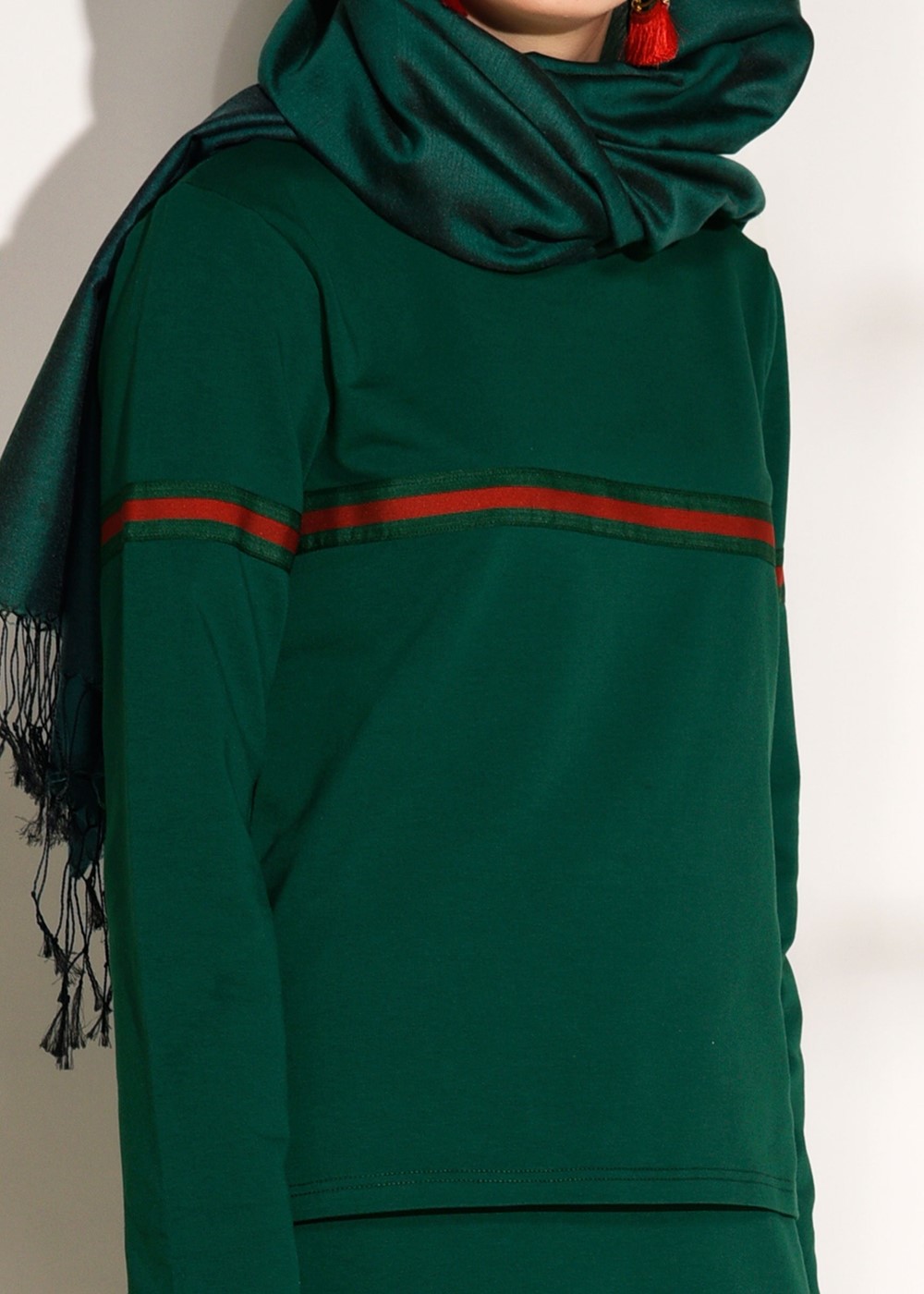 Tesettür giyim YEŞİL ŞERİT DETAYLI ETEKLİ EŞOFMAN TAKIMI 3708 