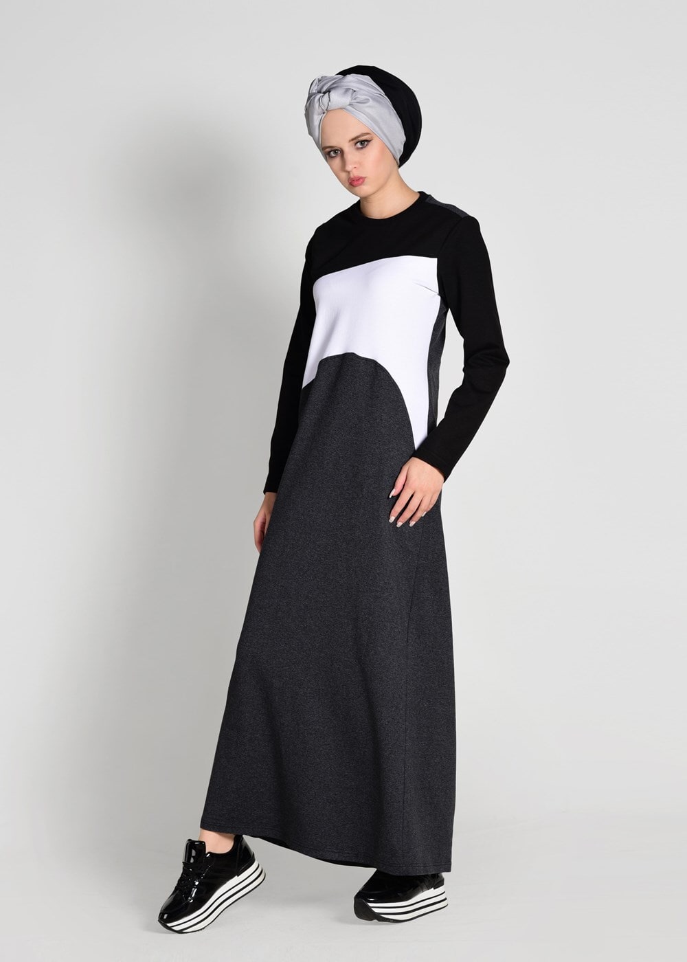 Vêtements hijab GRIS Robe Survêtement T 5128 