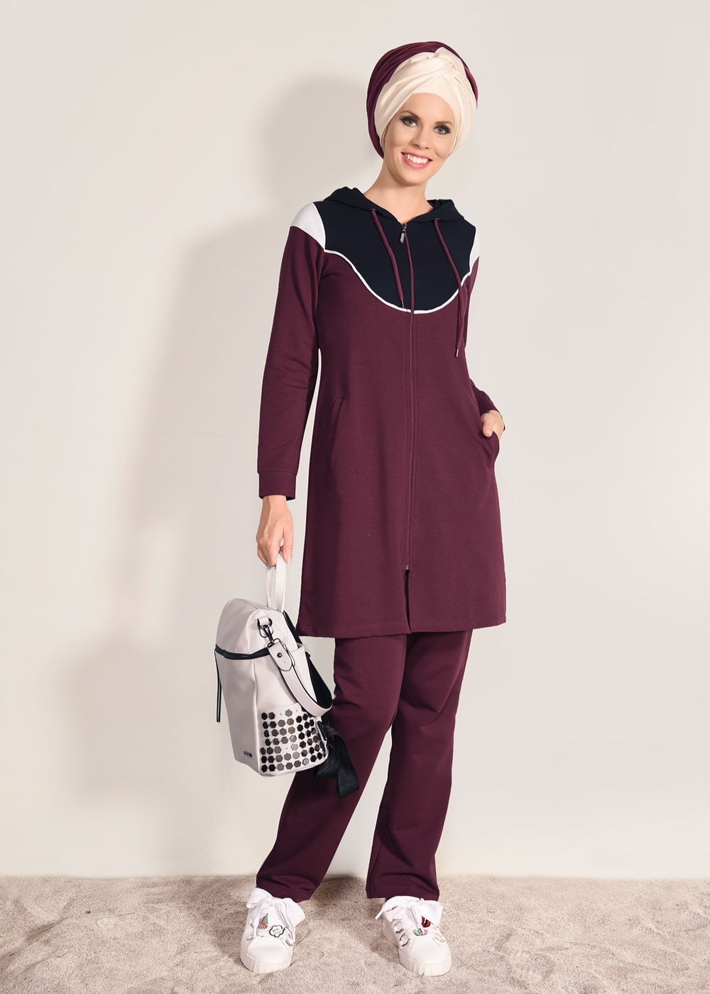 Vêtements hijab ROUGE BORDEAUX SURVÊTEMENT ZIPPÉ 2 PIÈCES T 6918 