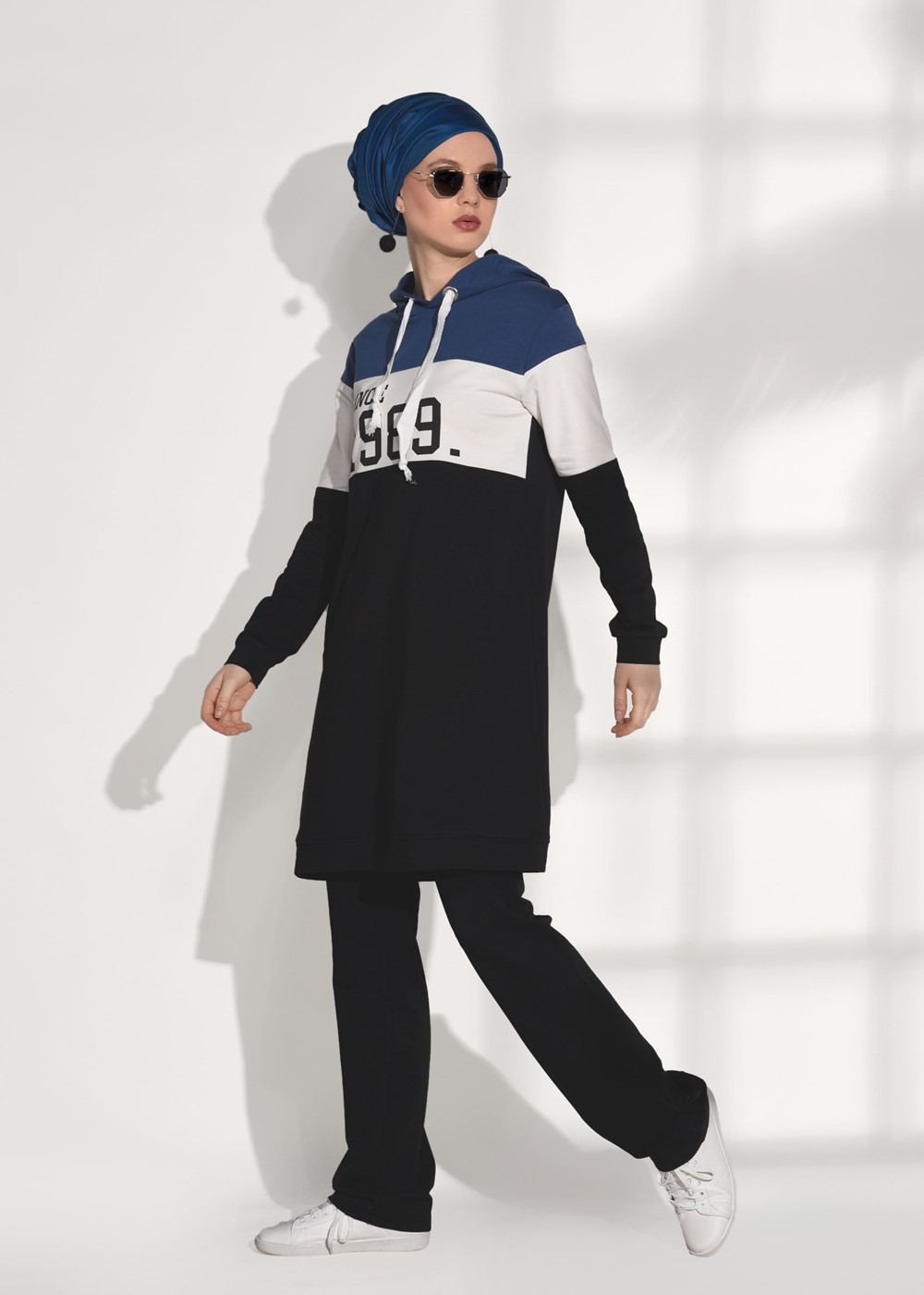 Vêtements hijab NOIR SURVÊTEMENT DÉTAILLÉ IMPRIMÉ T 7308