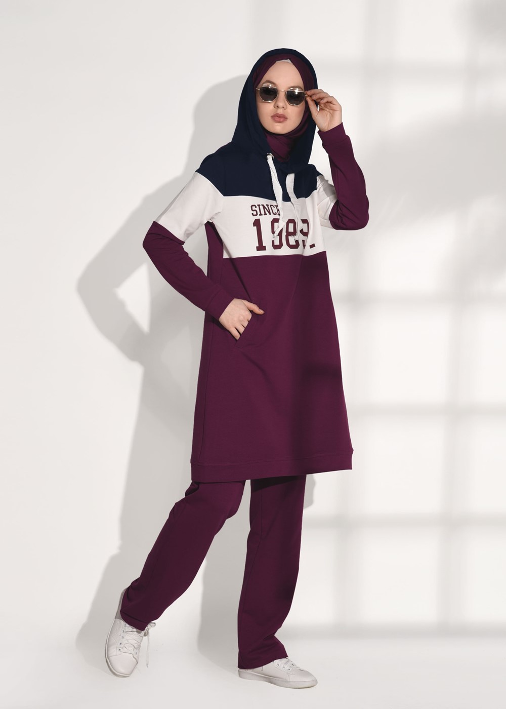 Vêtements hijab ROUGE BORDEAUX SURVÊTEMENT DÉTAILLÉ IMPRIMÉ T 7308