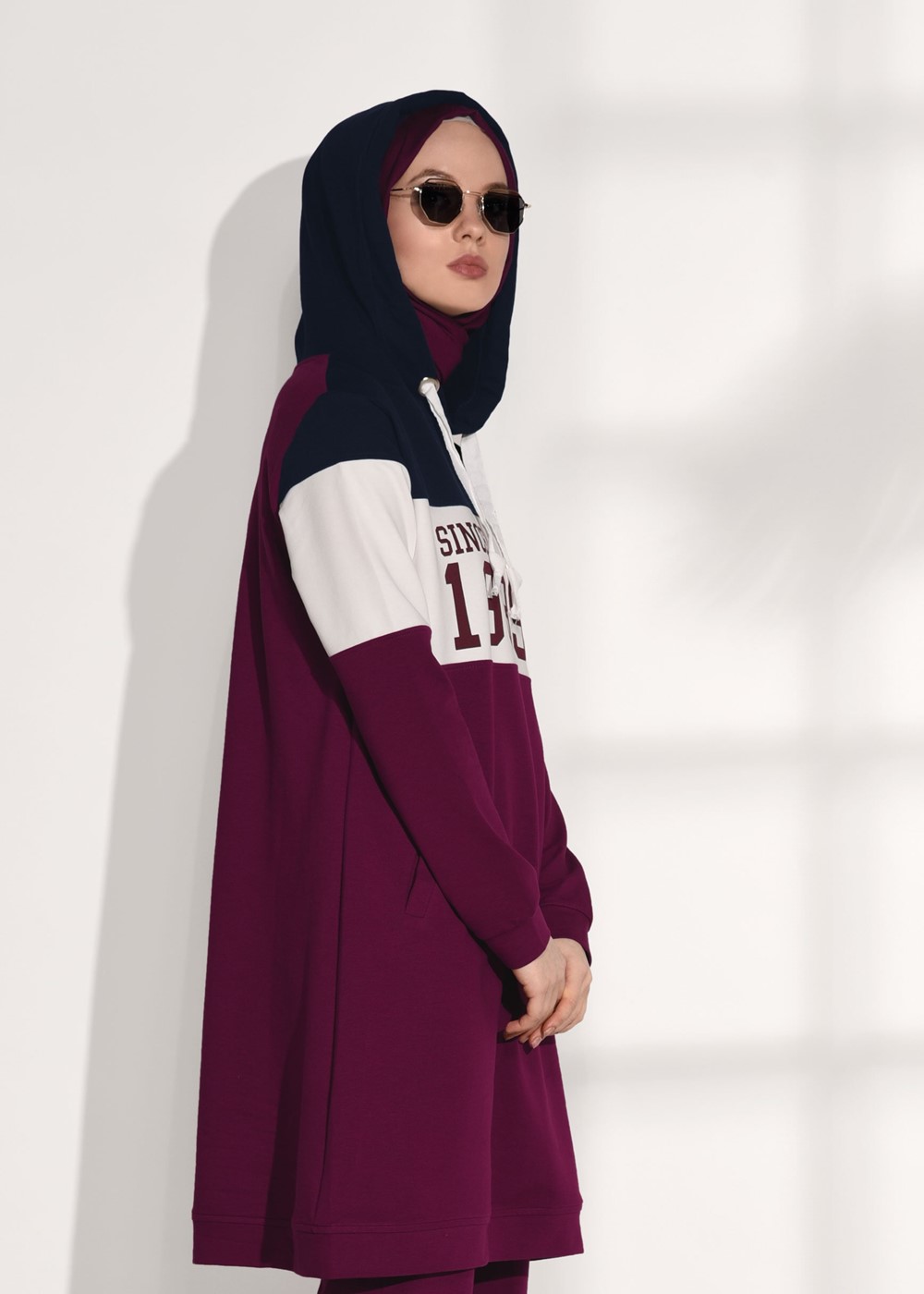 Vêtements hijab ROUGE BORDEAUX SURVÊTEMENT DÉTAILLÉ IMPRIMÉ T 7308