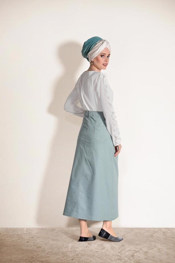 Tesettür giyim  TAŞ BASKI DETAYLI CEPLİ SPOR KESİM ETEK 5221-1 - TRENDTESETTÜR