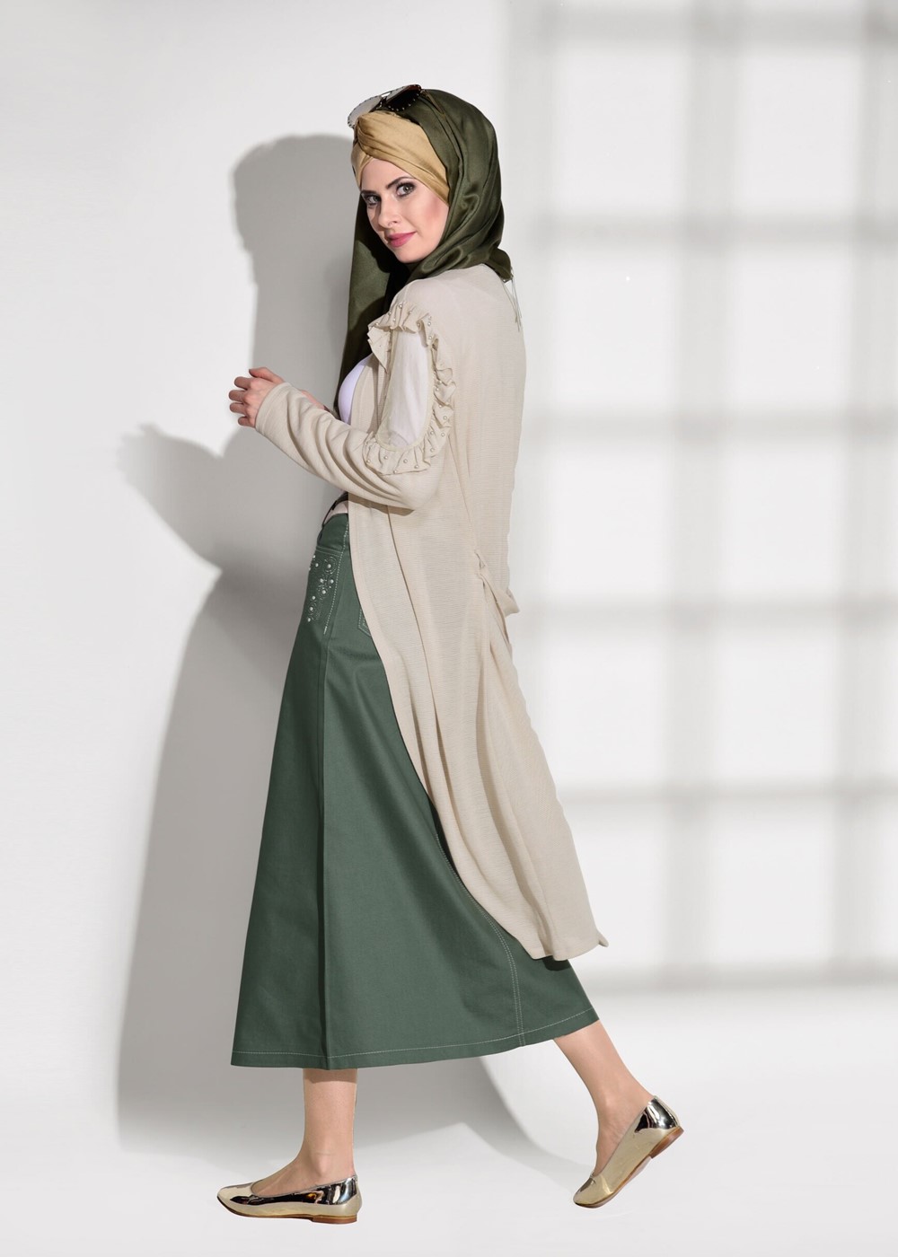 Tesettür giyim YEŞİL TAŞ BASKI DETAYLI SPOR KESİM ETEK 2453