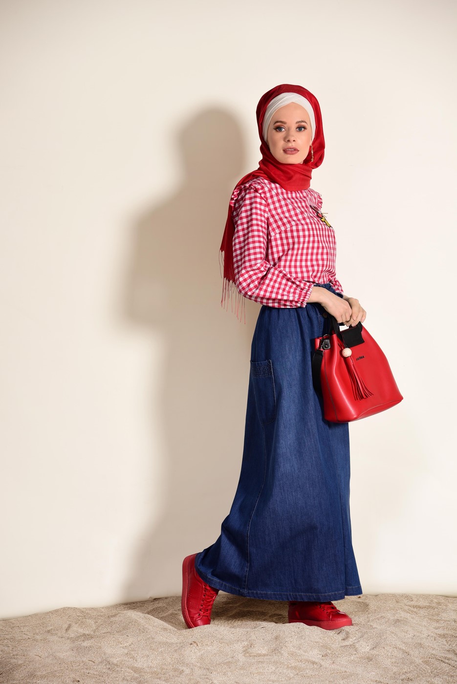 Tesettür giyim LACİVERT DÜĞMELİ CEP DETAYLI DENİM ETEK 8991 