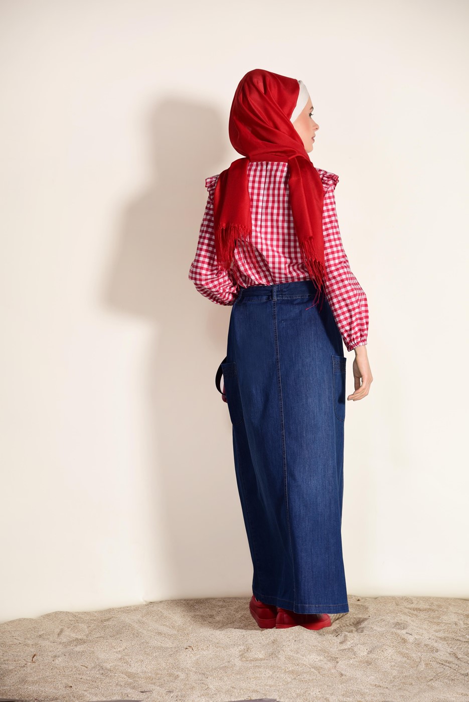 Tesettür giyim LACİVERT DÜĞMELİ CEP DETAYLI DENİM ETEK 8991 