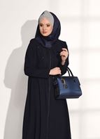 Tesettür giyim LACİVERT TAŞ BASKI DETAYLI FERMUARLI FERACE 40981 