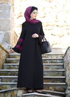 Tesettür giyim SİYAH GÜPÜR DETAYLI FERACE 41981