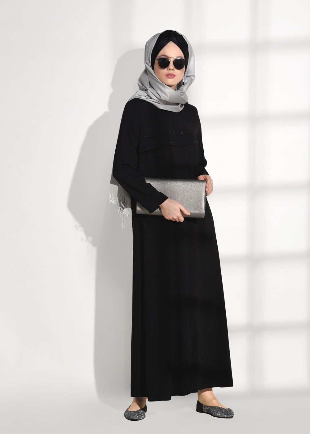 Tesettür giyim SİYAH BONCUK İŞLEME DETAYLI FERACE 91981