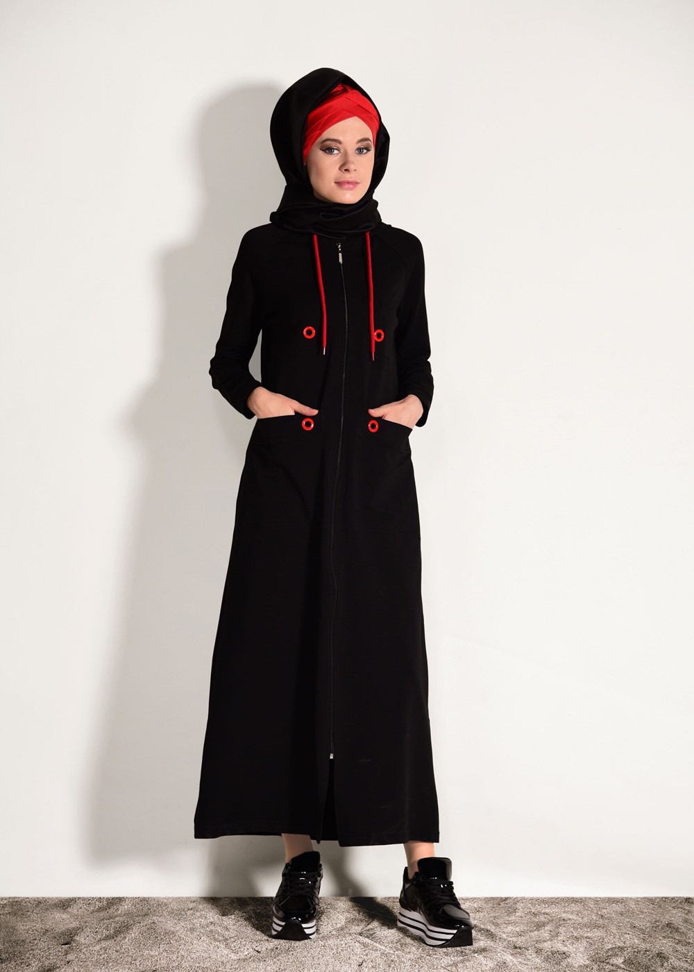 Tesettür giyim SİYAH SPOR FERACE 4808