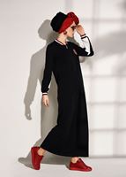 Tesettür giyim SİYAH ARMA DETAYLI FERMUARLI SPOR FERACE 6708