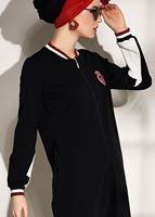 Tesettür giyim SİYAH ARMA DETAYLI FERMUARLI SPOR FERACE 6708