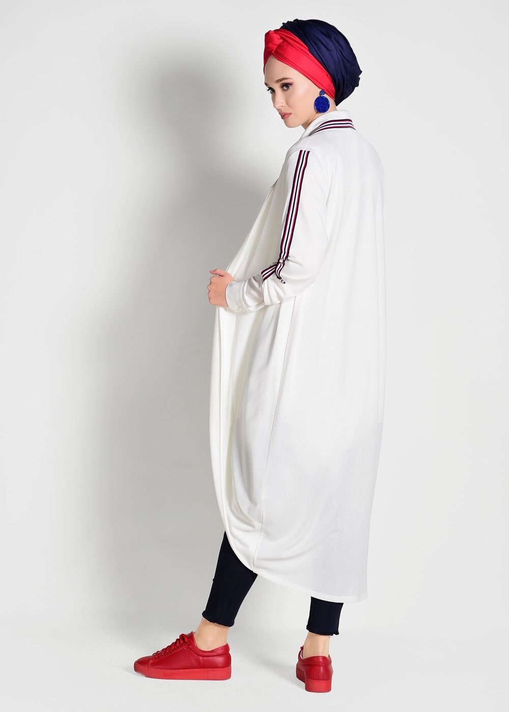 Tesettür giyim EKRU ŞERİT DETAYLI UZUN HIRKA 85571 
