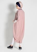 Tesettür giyim PUDRA ŞERİT DETAYLI UZUN HIRKA 85571 