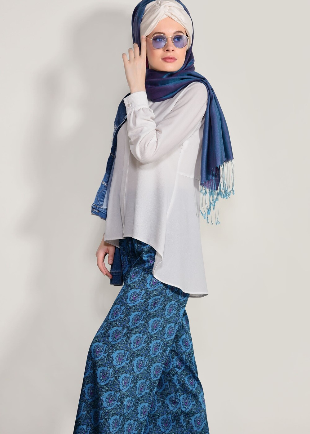 Hijab clothing BLUE PRINTED PANTS T 90033 