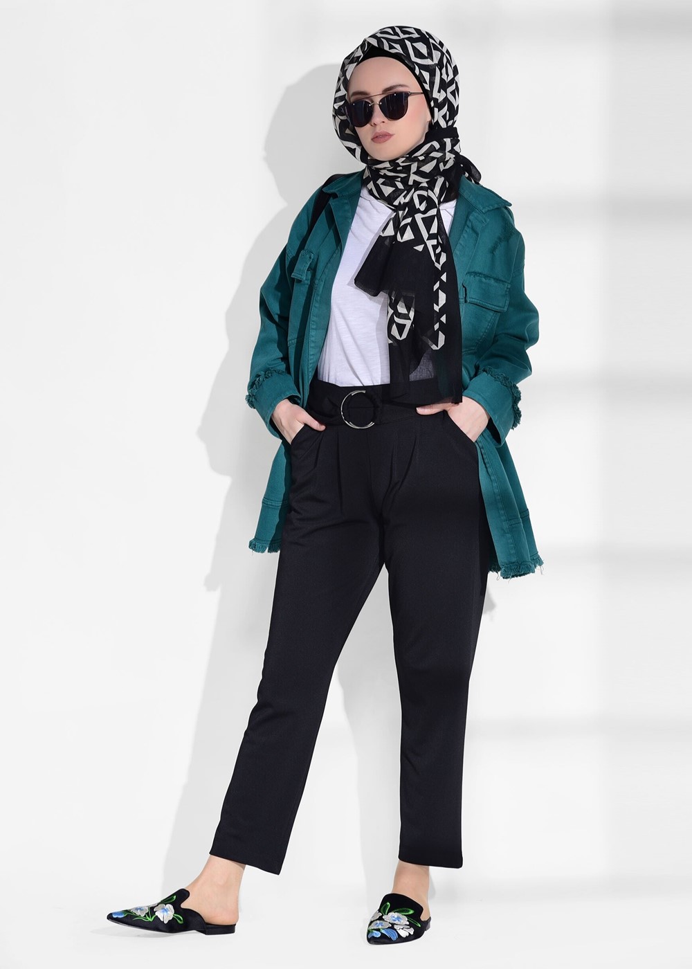 Hijab clothing BLACK  BELT DETAIL PANTS T 636