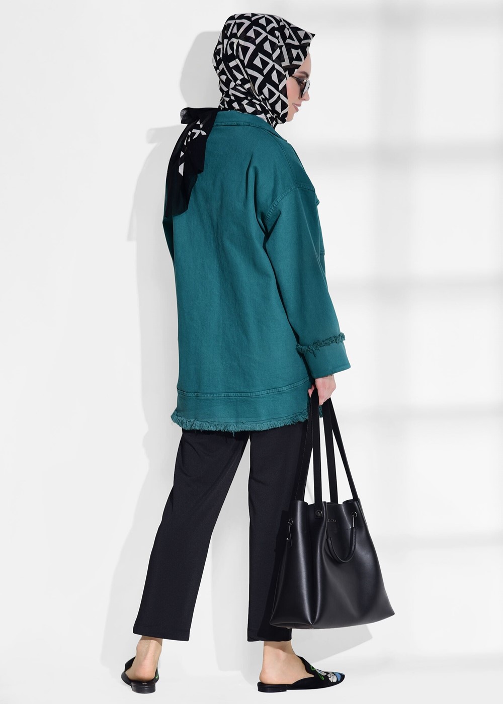 Hijab clothing BLACK  BELT DETAIL PANTS T 636