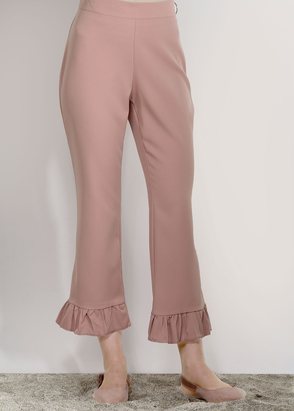 Tesettür giyim PUDRA T 1954 Mısra- Paça Kısmı Fırfır Detaylı Pantolon