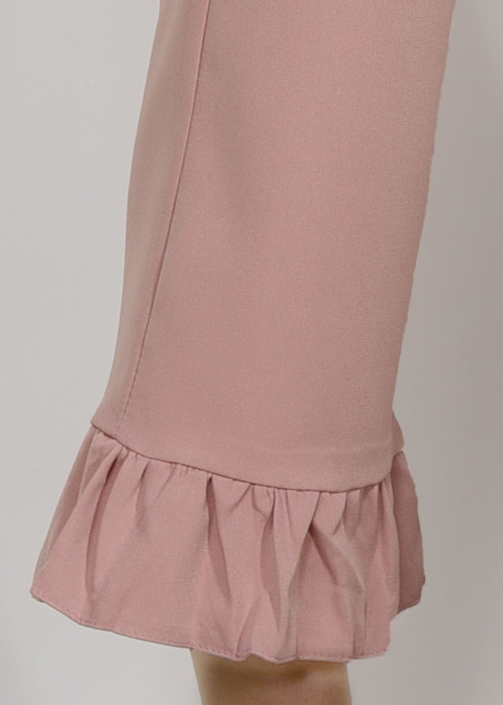 Tesettür giyim PUDRA T 1954 Mısra- Paça Kısmı Fırfır Detaylı Pantolon