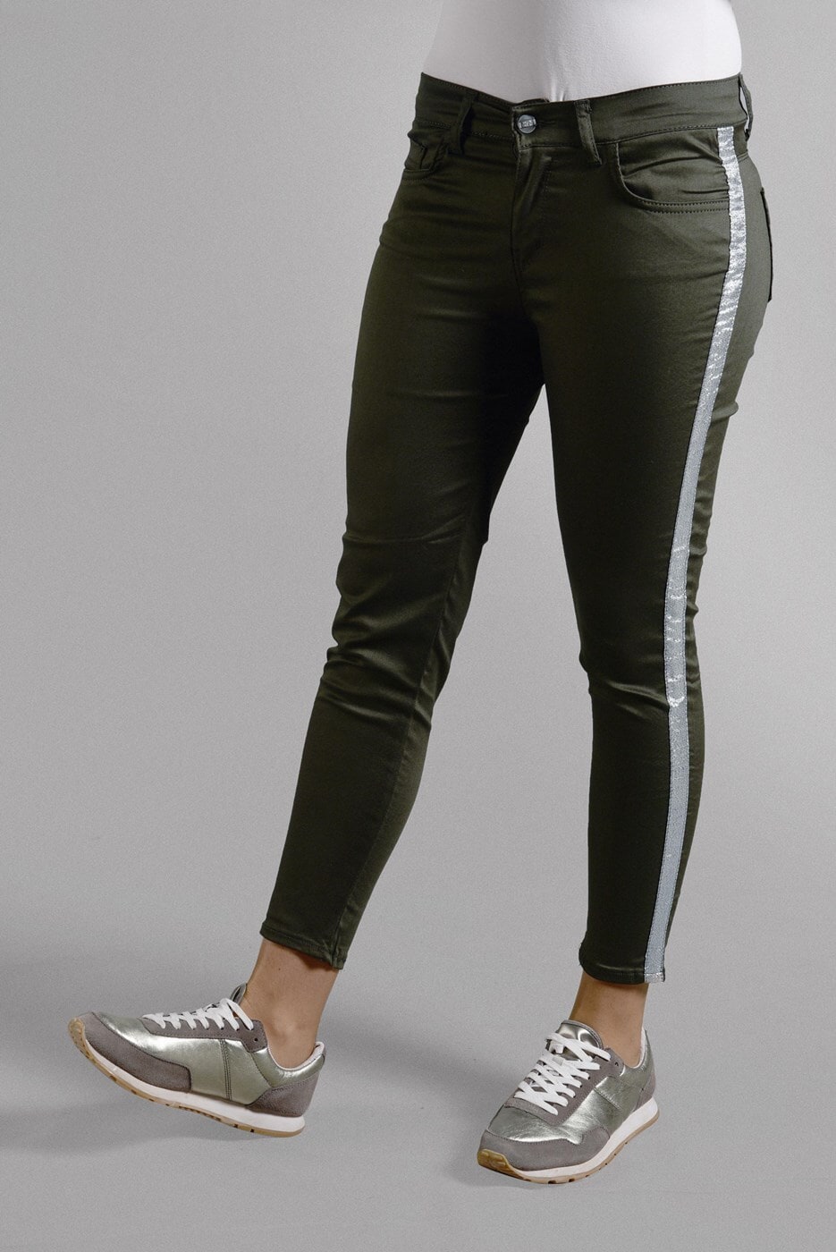 Tesettür giyim HAKİ SİM ŞERİTLİ DAR PAÇA PANTOLON 3409