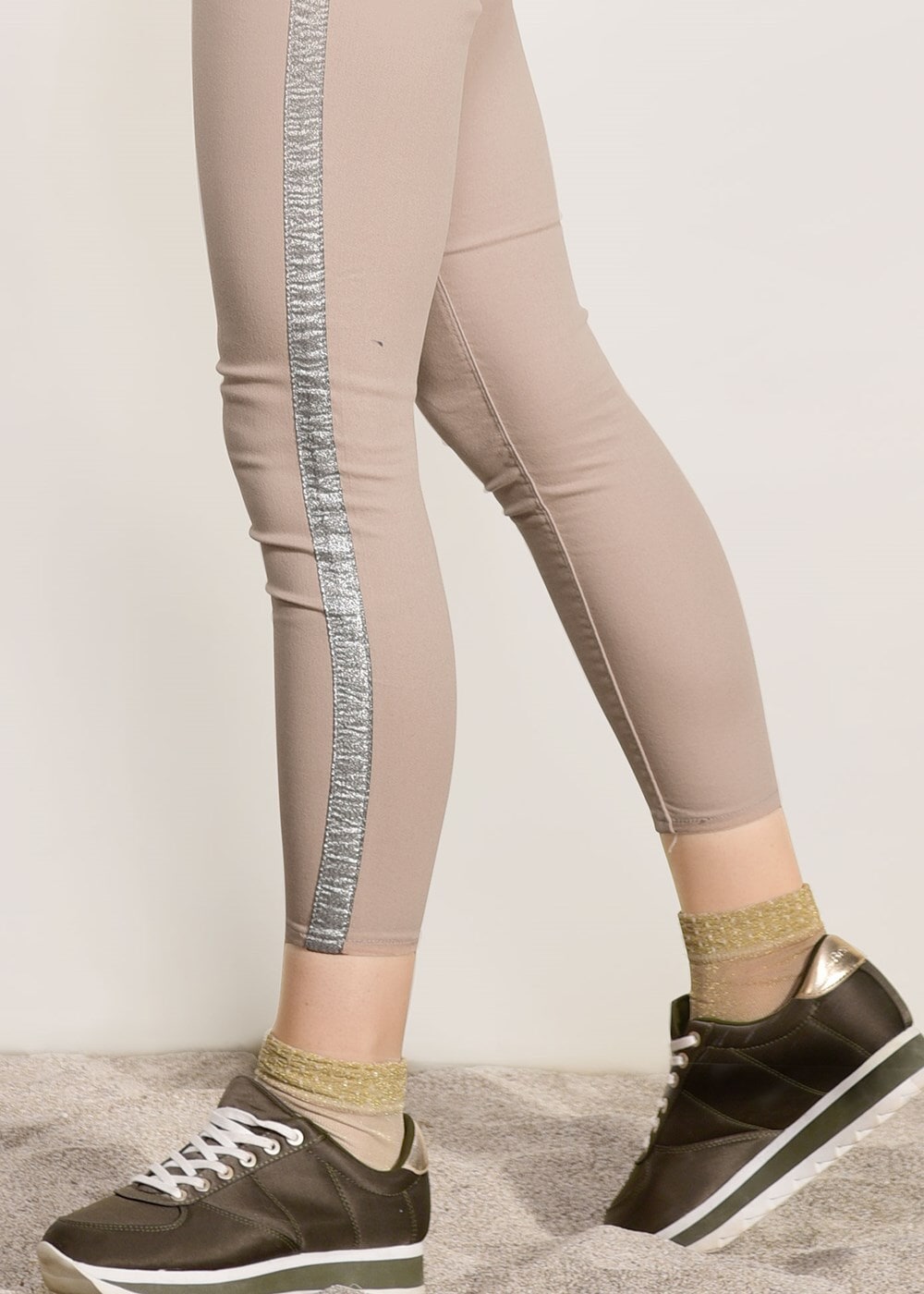 Tesettür giyim VİZON SİM ŞERİTLİ DAR PAÇA PANTOLON 3409