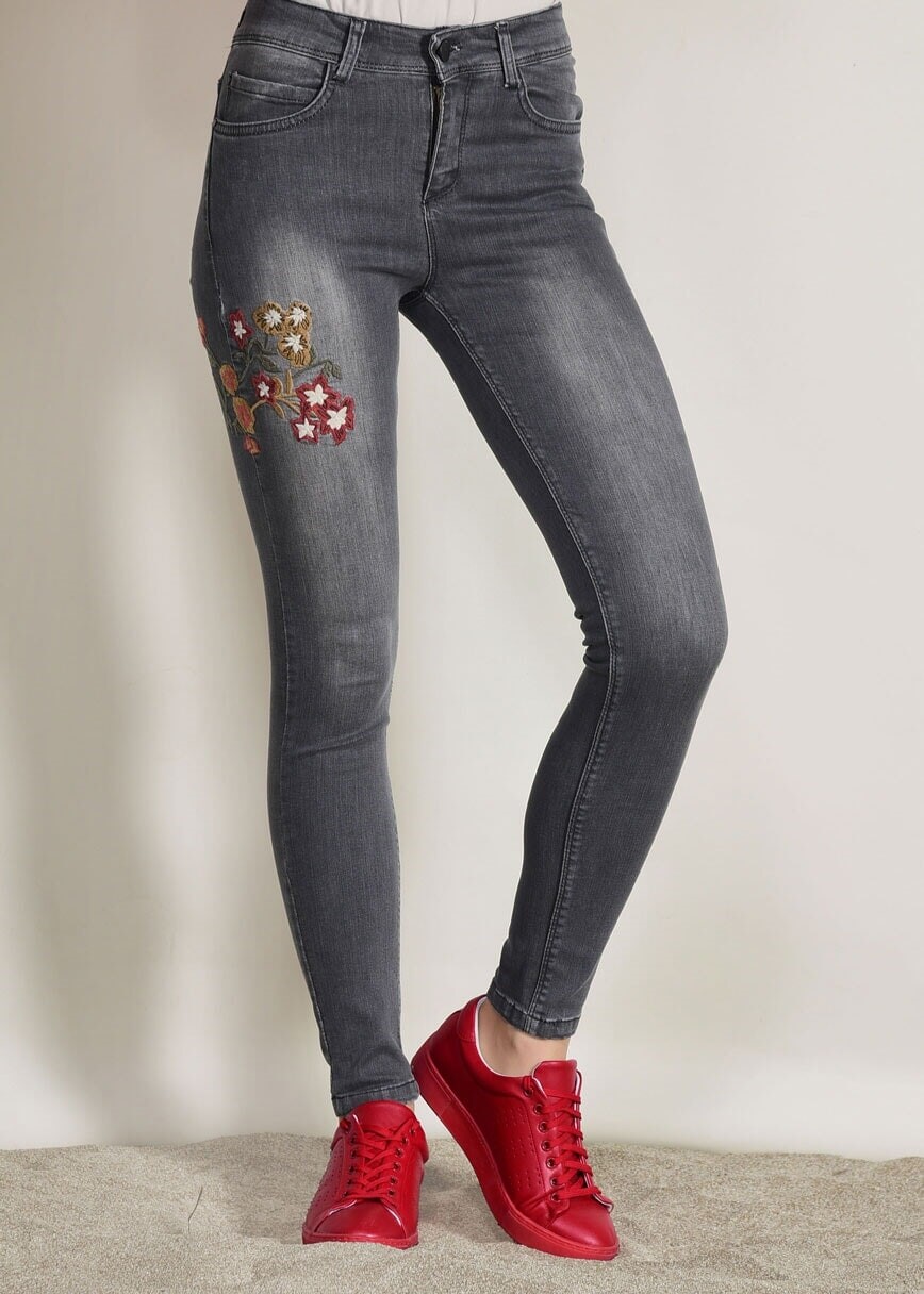 Tesettür giyim GRİ NAKIŞ DETAYLI DENİM PANTOLON 6528 