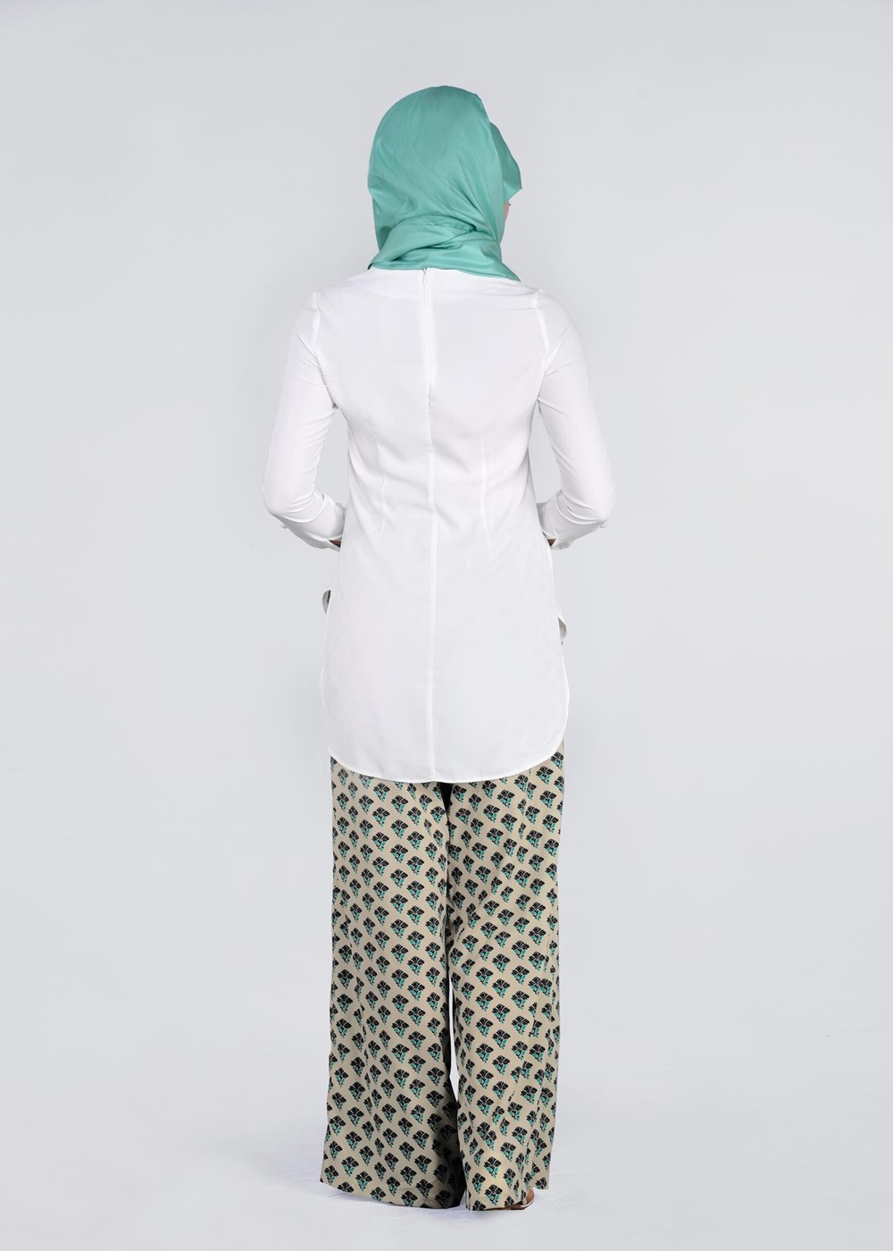 Hijab clothing BEIGE CREPE PANTS 7210 