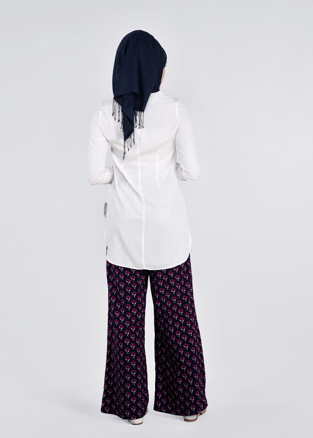Hijab clothing NAVY BLUE CREPE PANTS 7210 