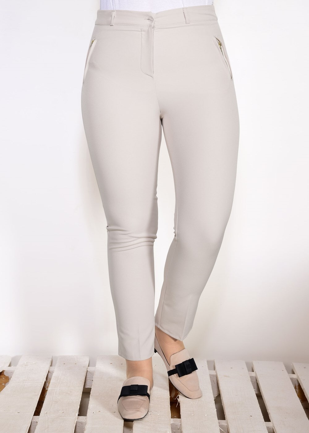 Tesettür giyim BEJ T 7402 Amine Hüma-Klasik Kesim Pantolon