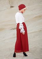 Tesettür giyim KIRMIZI T 7454 Mısra- Pilise Detaylı Pantolon